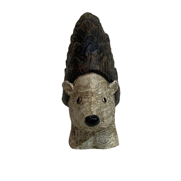 KIRKLANDS - WOODEN PORCUPINE - EXCELLENT CONDITION - JUST ROTATING SOME DECOR S8 - Picture 3 of 5